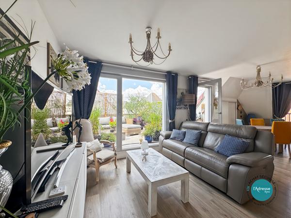 Appartement 5 pièces 96 m² + 20 m² de terrasse + 3 places de stationnement