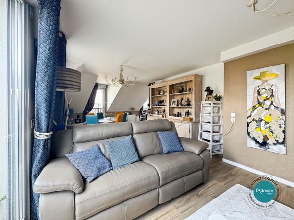 Appartement 5 pièces 96 m² + 20 m² de terrasse + 3 places de stationnement