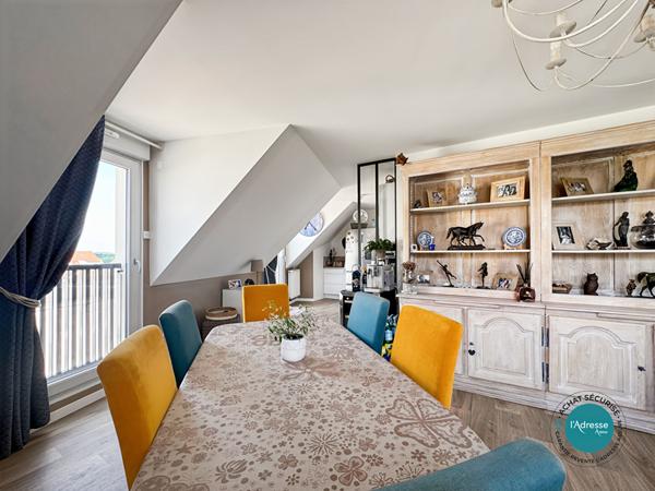 Appartement 5 pièces 96 m² + 20 m² de terrasse + 3 places de stationnement