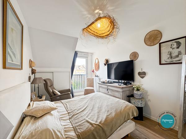 Appartement 5 pièces 96 m² + 20 m² de terrasse + 3 places de stationnement