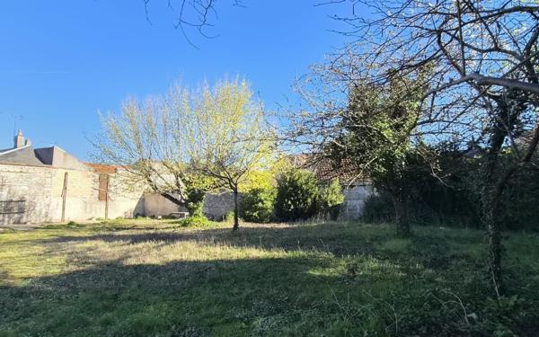 Terrain à vendre    Étampes