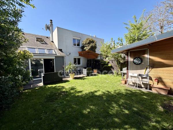 A vendre maison de 105 m² à Cergy – 3 chambres avec jardin au calme