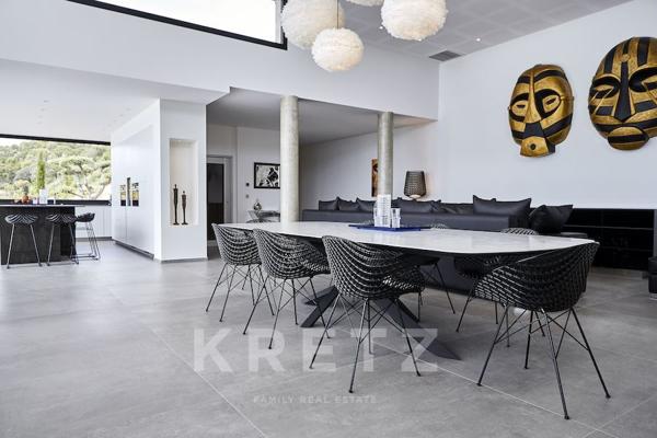 Villa Alba : Villa d’exception sur les hauteurs de St Cyprien en Corse