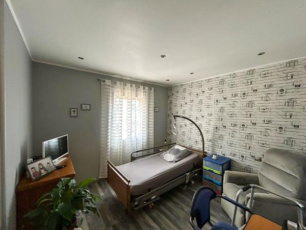 Belle villa 6 pièces 129m2, garage, piscine sur parcelle de 625m2 à Thuir