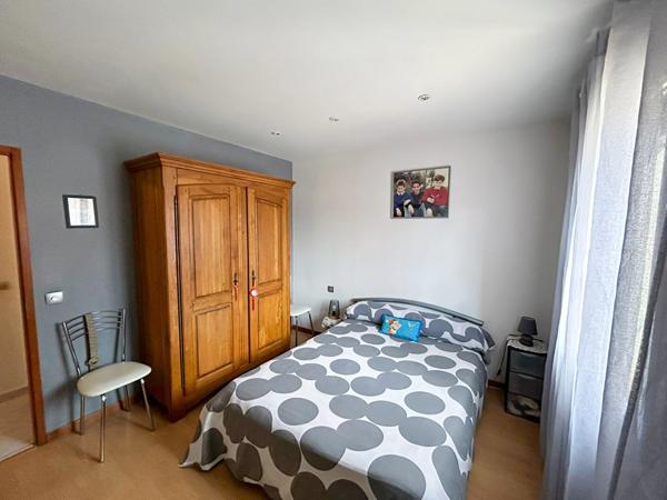 Belle villa 6 pièces 129m2, garage, piscine sur parcelle de 625m2 à Thuir