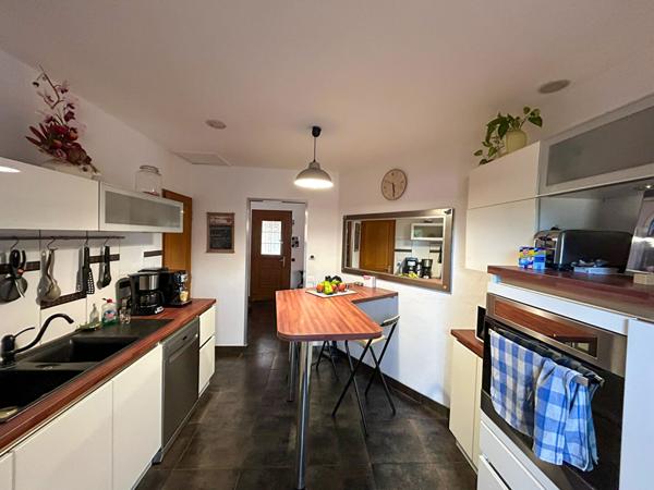 Belle villa 6 pièces 129m2, garage, piscine sur parcelle de 625m2 à Thuir