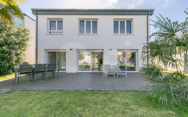 Maison à vendre    6 pièces •  Le Plessis-Trévise