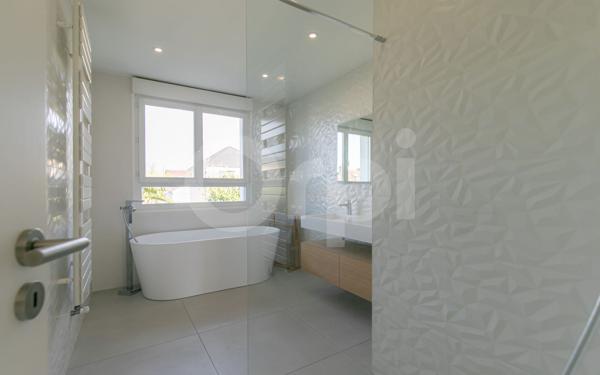 Maison à vendre    6 pièces •  Le Plessis-Trévise