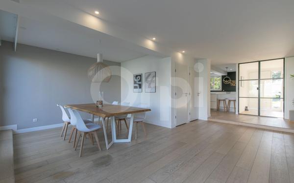 Maison à vendre    6 pièces •  Le Plessis-Trévise