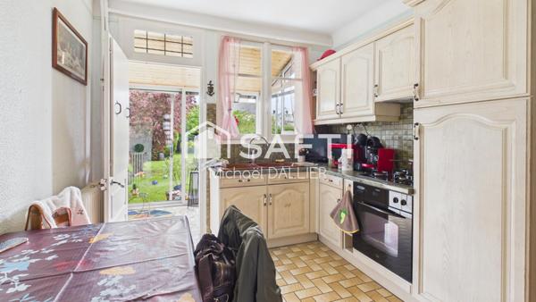 Maison - 108 m² - 5 pièces - 4 chambres