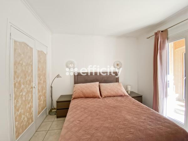 Maison
         5 pièces
        - 104 m² 240 000 € *