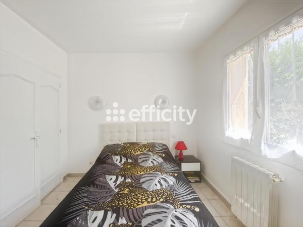 Maison
         5 pièces
        - 104 m² 240 000 € *