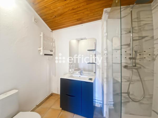 Maison
         5 pièces
        - 104 m² 240 000 € *