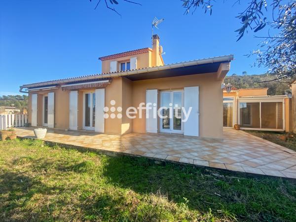 Maison
         5 pièces
        - 104 m² 240 000 € *