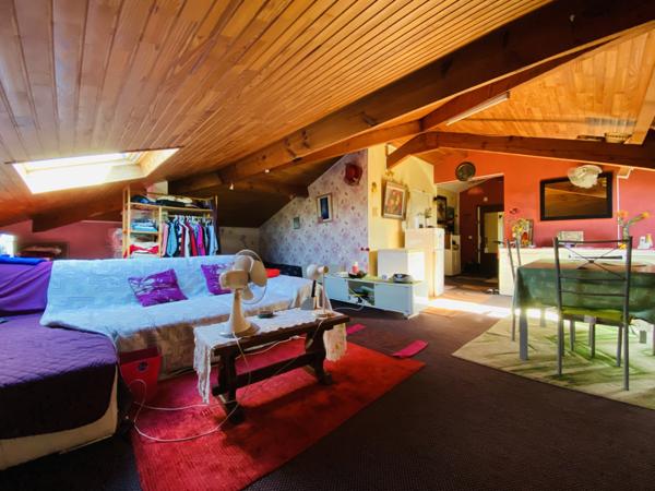 Dax (40100) Grand studio de 49 m² avec ascenseur et parking – Dax