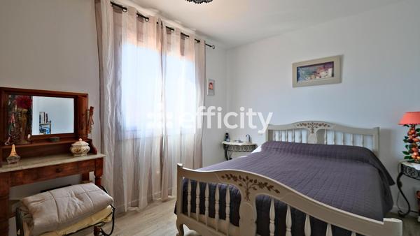 Maison
         5 pièces
        - 131 m² 335 000 € *