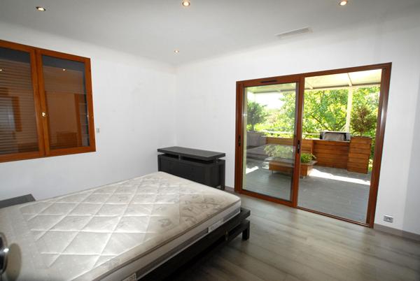 Maison 5 Pièce(s) 111 m² à louer , Ternay