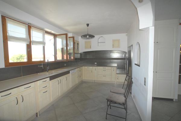 Maison 5 Pièce(s) 111 m² à louer , Ternay