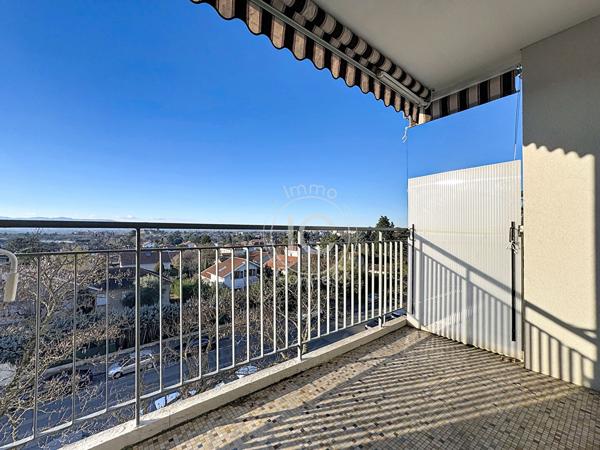 Appartement familial- 111 m2 - 4 ch - Vue dégagée - DPE C - Sainte foy les lyon