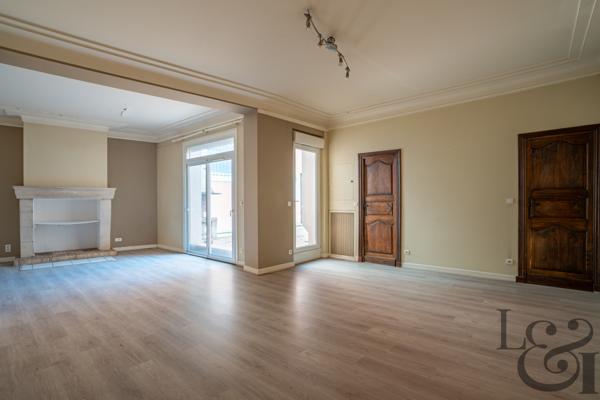 Appartement T3 de 103 m² avec terrasse et garage à vendre à Villeneuve-sur-Lot