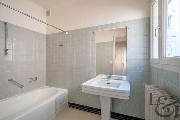 Appartement T3 de 103 m² avec terrasse et garage à vendre à Villeneuve-sur-Lot