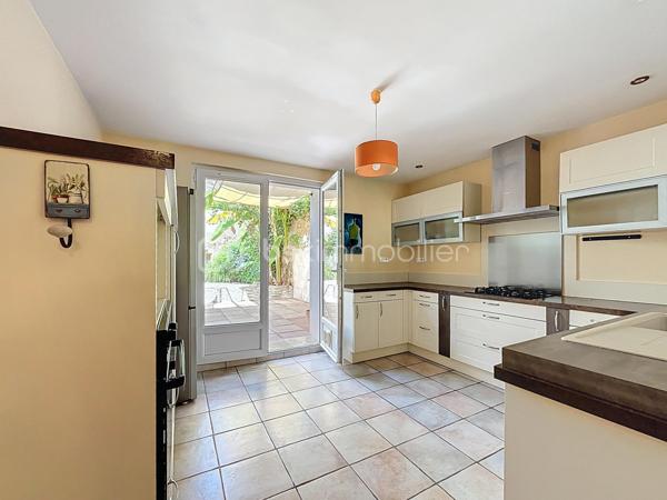 Maison de village de 150 m²