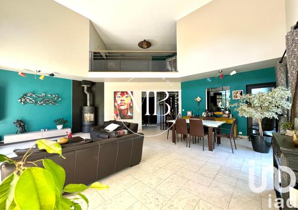 Maison à vendre 6 pièces 274 m² Luzarches