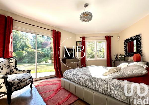 Maison à vendre 6 pièces 274 m² Luzarches