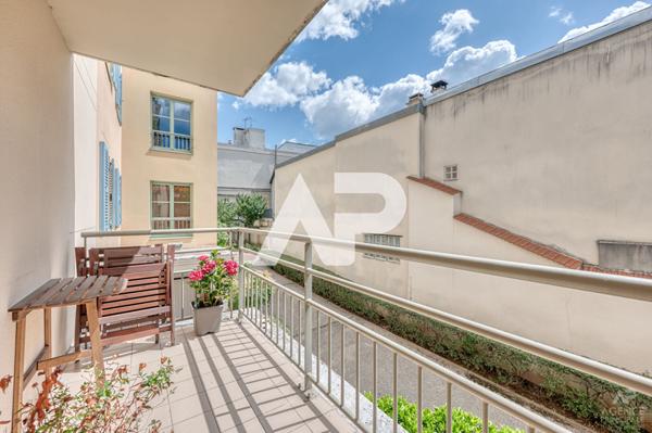 Appartement Rueil Malmaison 2 pièce(s) 55.53 m2 €395 000 ** - Référence 19327