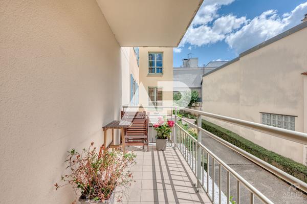 Appartement Rueil Malmaison 2 pièce(s) 55.53 m2 €395 000 ** - Référence 19327