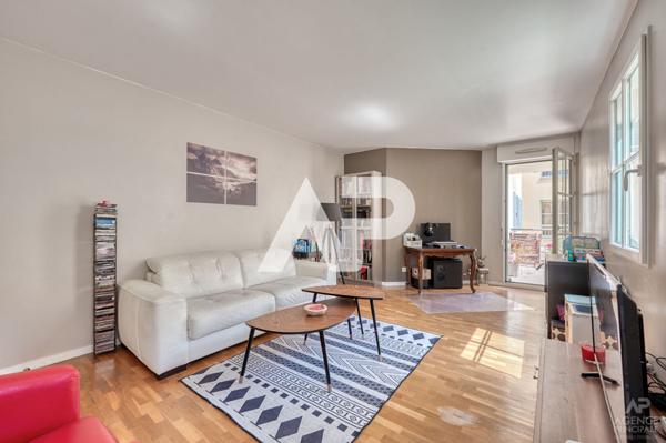 Appartement Rueil Malmaison 2 pièce(s) 55.53 m2 €395 000 ** - Référence 19327