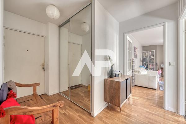 Appartement Rueil Malmaison 2 pièce(s) 55.53 m2 €395 000 ** - Référence 19327