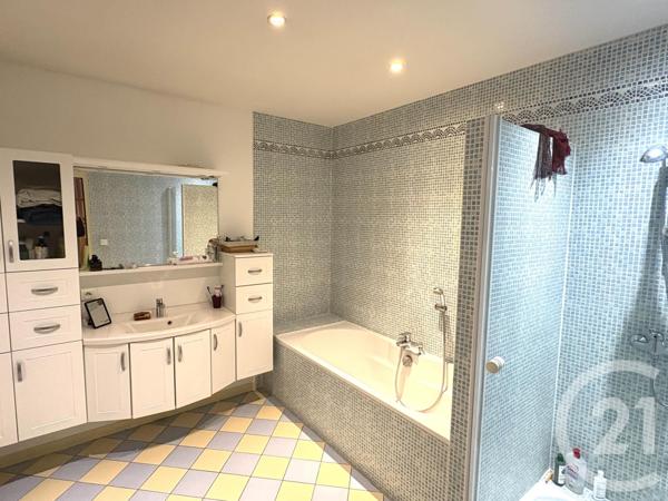 Appartement F5 à vendre  5 pièces - 111,49 m2 BESANCON - 25