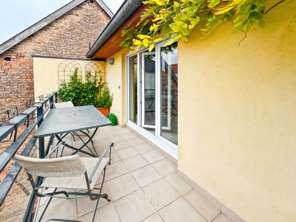 Niederhausbergen (67207) MAGNIFIQUE APPARTEMENT 4 PIÈCES AVEC GARAGE