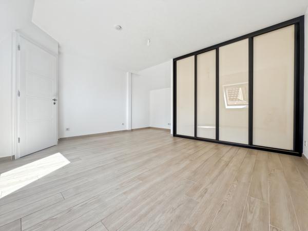 Niederhausbergen (67207) MAGNIFIQUE APPARTEMENT 4 PIÈCES AVEC GARAGE