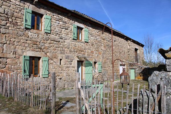 Exclusivité ferme en pierre , lauze Maison Grandrieu 4 pièce(s) 130 m2