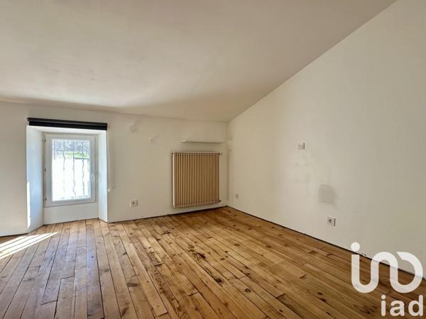 Maison 3 pièces de 72 m² à Nantiat (87140)