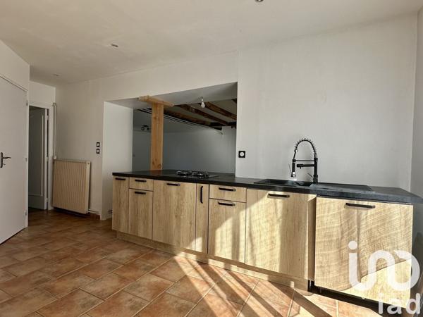 Maison 3 pièces de 72 m² à Nantiat (87140)
