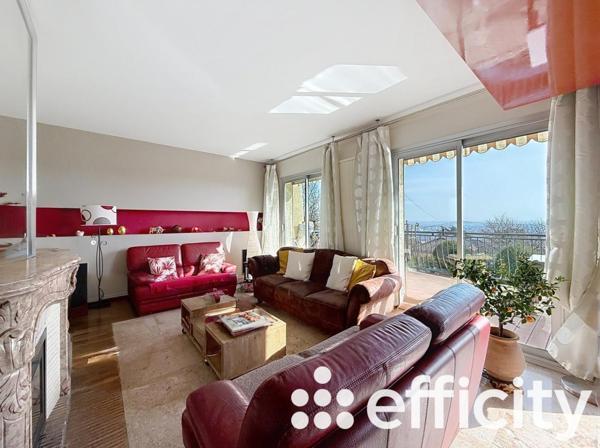 Maison
         6 pièces
        - 250 m² Bien prestige 559 000 € *