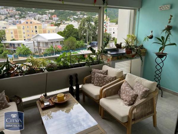 Appartement à vendre 5 pièces 109.46m² Saint-Denis (97400)