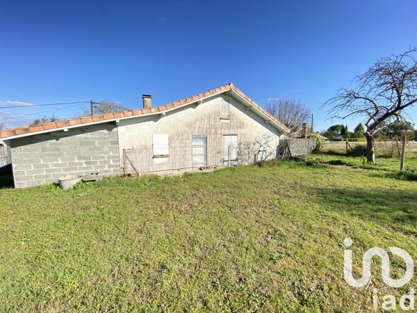 Maison 4 pièces de 74 m² à Barbezieux-Saint-Hilaire (16300)