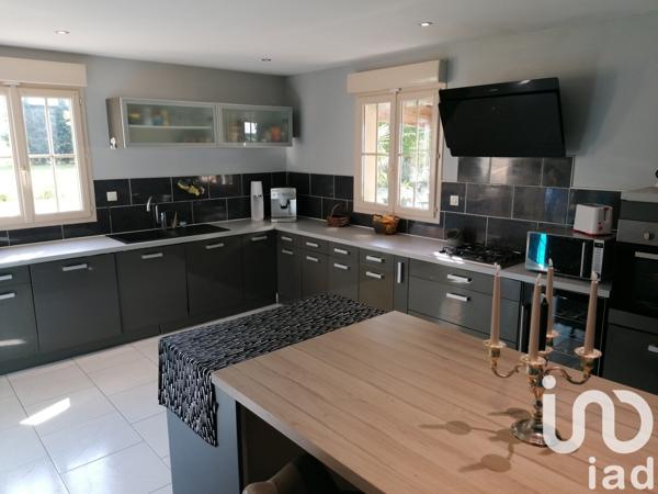 Maison à vendre 6 pièces 182 m² Chinon