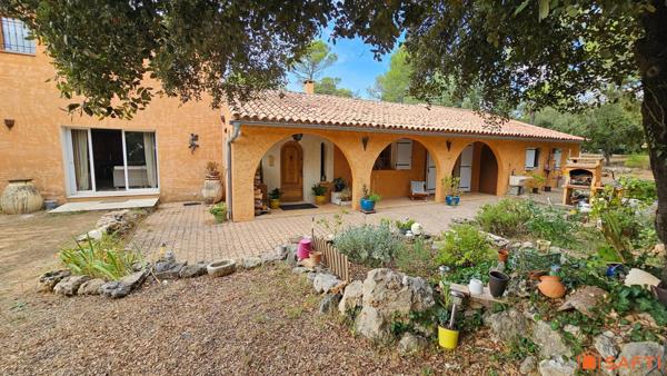 Authentique maison provençale avec cabanon indépendant