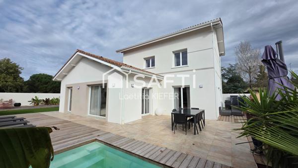 Maison contemporaine alliant charme et confort