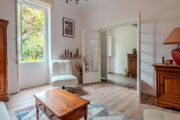 D’une pierre deux coups : un mas provençal aux deux habitations indépendantes