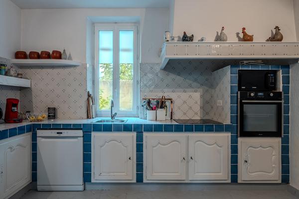 D’une pierre deux coups : un mas provençal aux deux habitations indépendantes