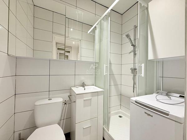 Appartement Carrieres Sur Seine 2 pièce(s) 25.19 m2 €169 000 ** - Référence 7560