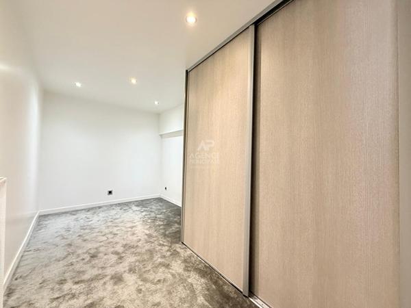 Appartement Carrieres Sur Seine 2 pièce(s) 25.19 m2 €169 000 ** - Référence 7560