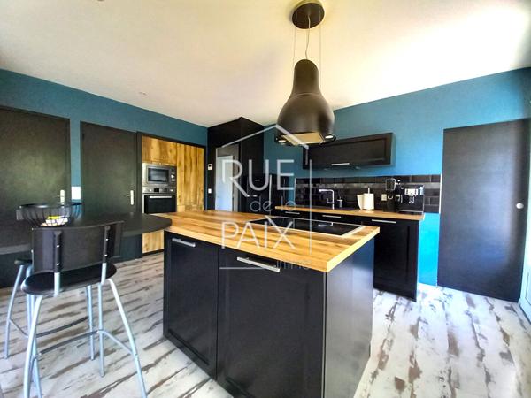 86200 LOUDUN Pavillon Loudun 6 pièce(s) 149 m2