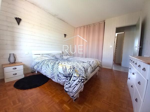 86200 LOUDUN Pavillon Loudun 6 pièce(s) 149 m2